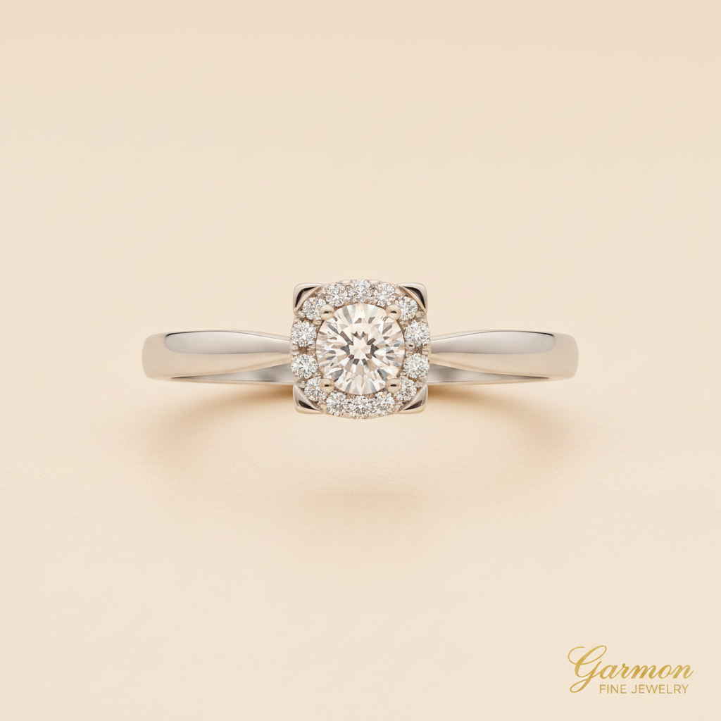 Sortija Oro Blanco 18K Diamantes Naturales Forma Cuadrada