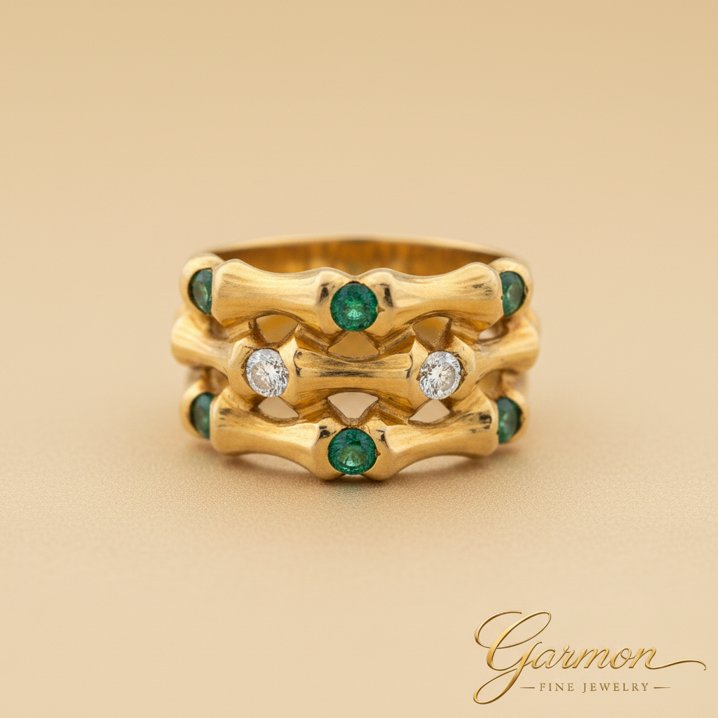 Sortija Esmeraldas y Brillantes - Oro Amarillo 18K
